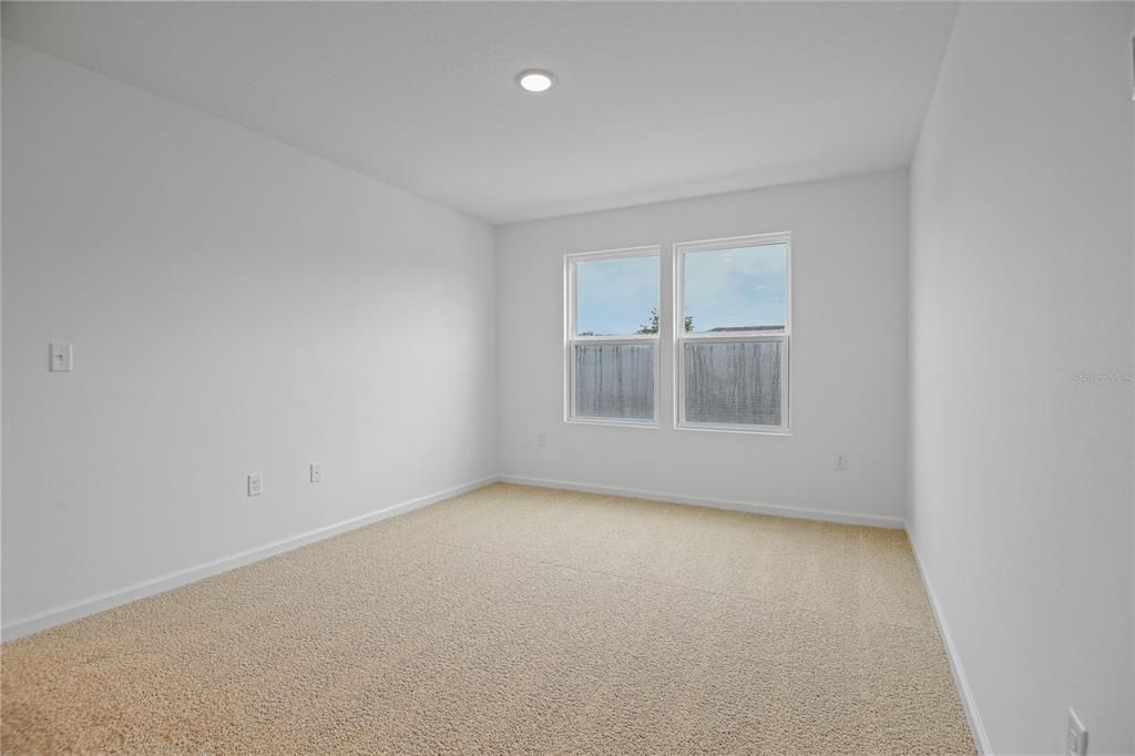 En Venta: $420,950 (5 camas, 3 baños, 3030 Pies cuadrados)