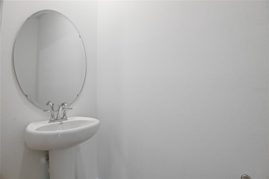 En Venta: $420,950 (5 camas, 3 baños, 3030 Pies cuadrados)