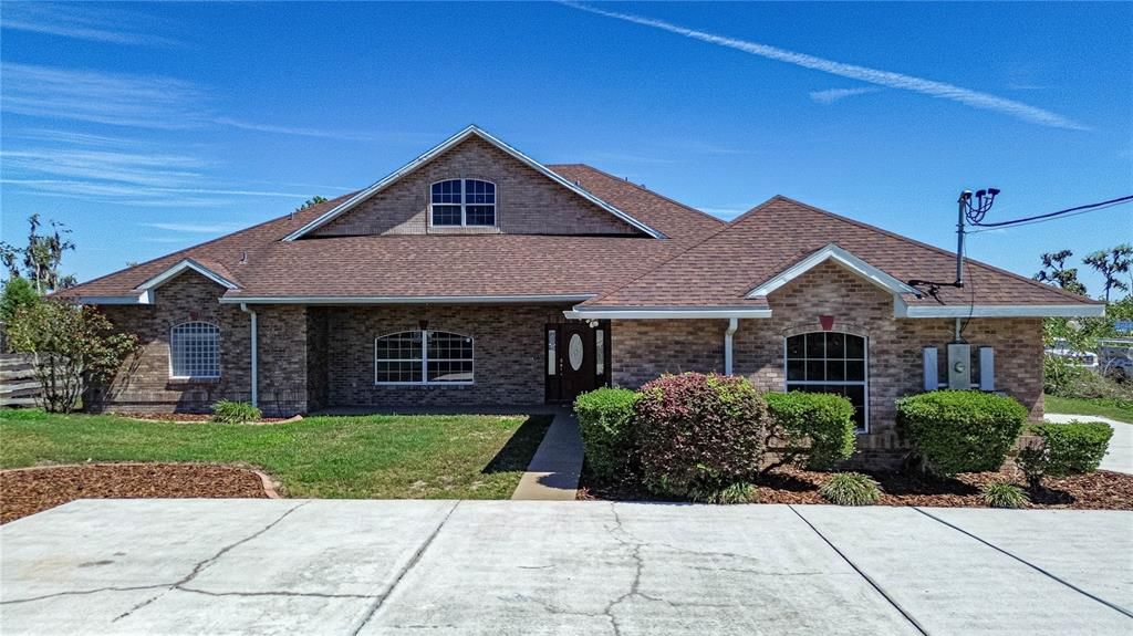 Vendido Recientemente: $795,000 (5 camas, 4 baños, 3737 Pies cuadrados)