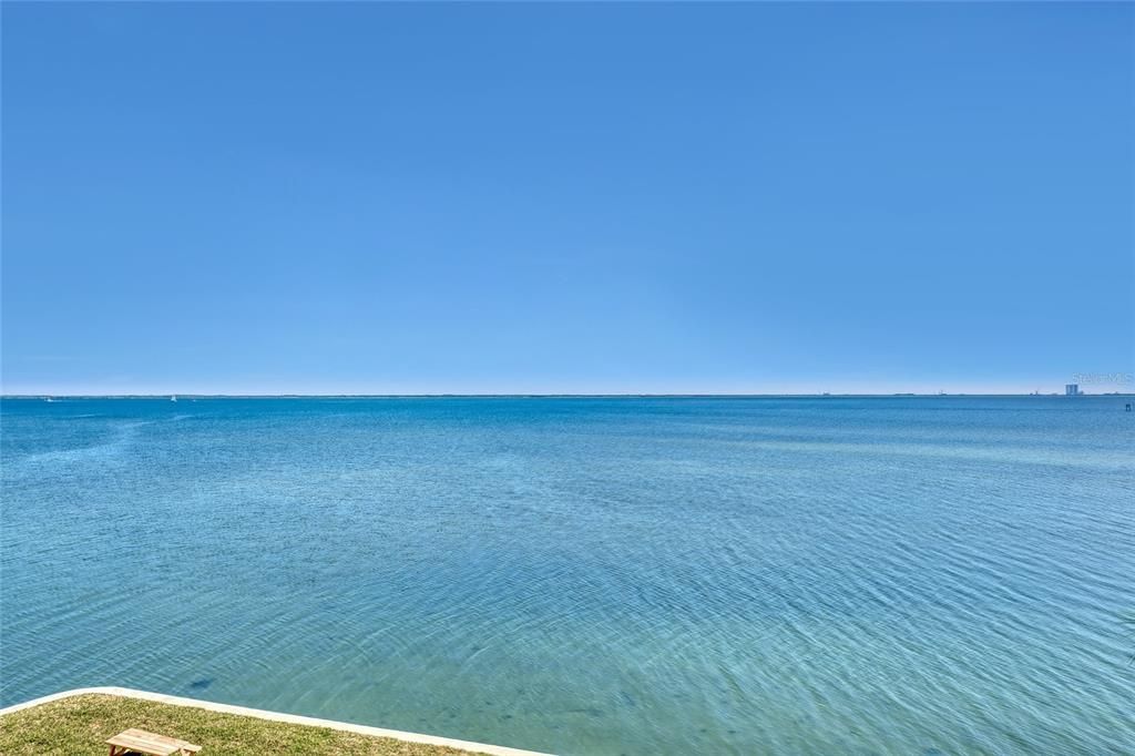 待售: $189,000 (2 贝兹, 2 浴室, 830 平方英尺)