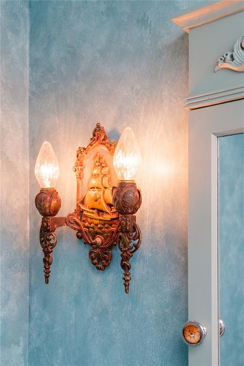 Activo con contrato: $295,000 (3 camas, 2 baños, 1350 Pies cuadrados)