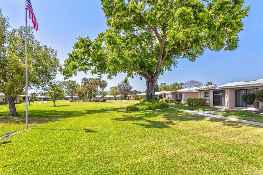 For Sale: $239,900 (2 beds, 2 baths, 1563 Square Feet)