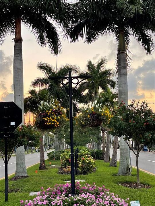 Active With Contract: $359,900 (2 beds, 2 baths, 2265 Square Feet)