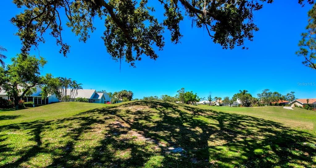 Active With Contract: $359,900 (2 beds, 2 baths, 2265 Square Feet)