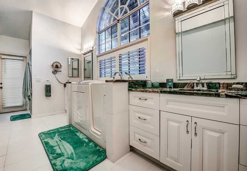 Active With Contract: $359,900 (2 beds, 2 baths, 2265 Square Feet)