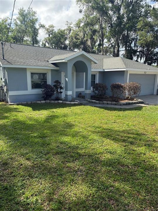 Recently Rented: $2,200 (4 beds, 2 baths, 1316 Square Feet)