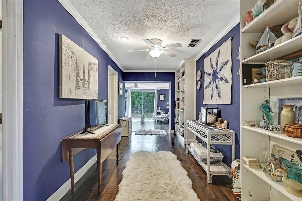 For Sale: $399,900 (4 beds, 2 baths, 2137 Square Feet)