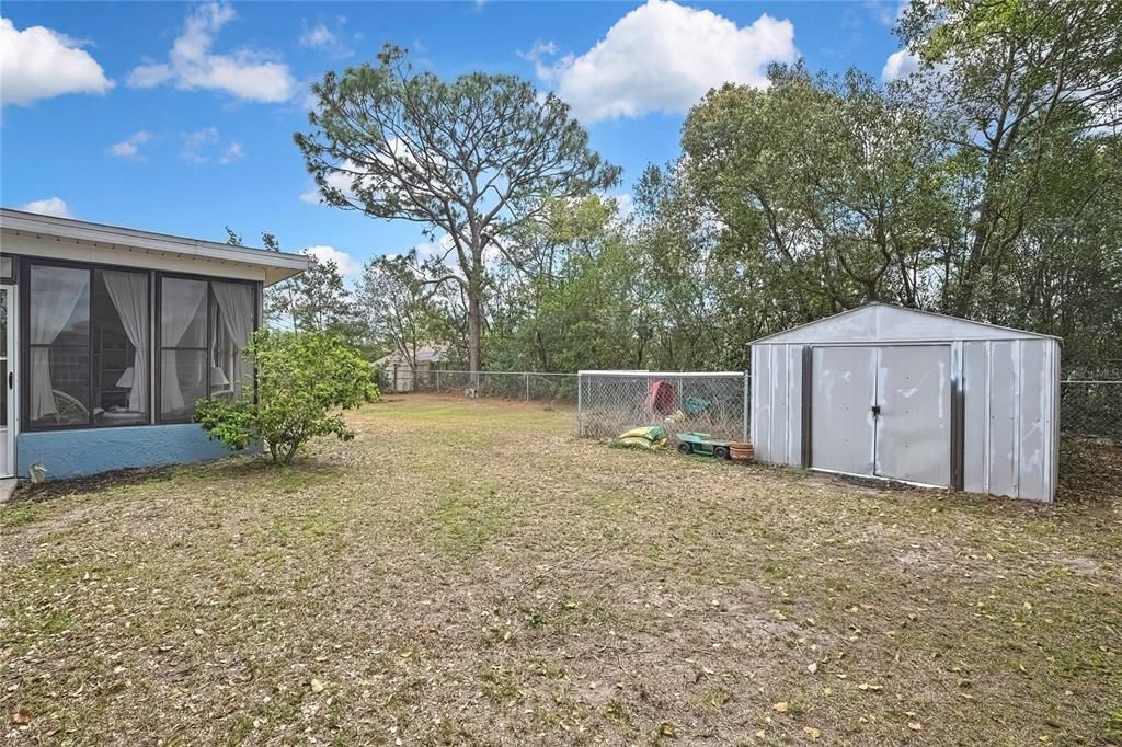 For Sale: $399,900 (4 beds, 2 baths, 2137 Square Feet)