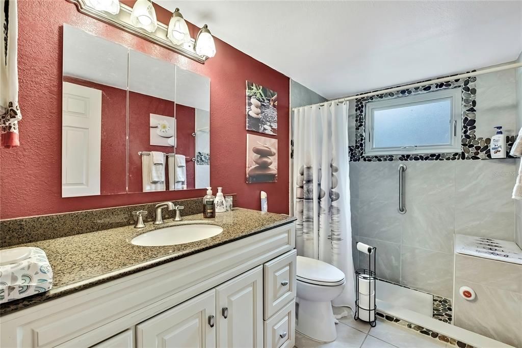 For Sale: $399,900 (4 beds, 2 baths, 2137 Square Feet)