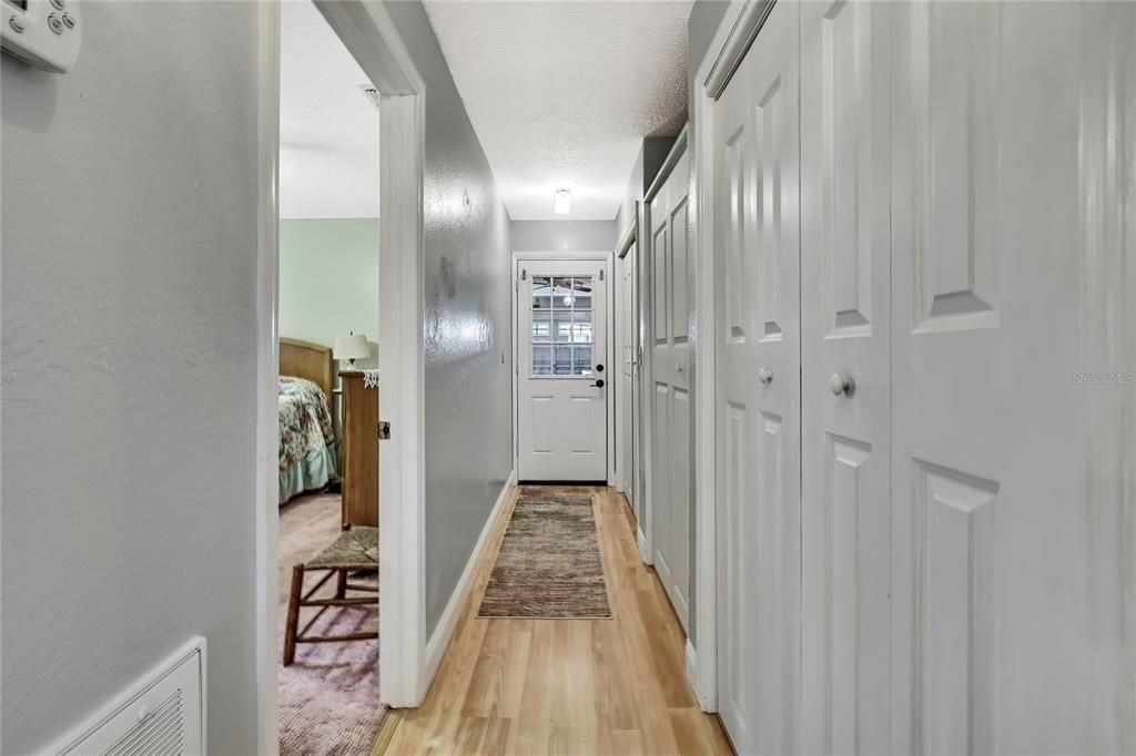 For Sale: $399,900 (4 beds, 2 baths, 2137 Square Feet)
