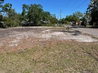 合同活跃: $114,900 (0.20 acres)