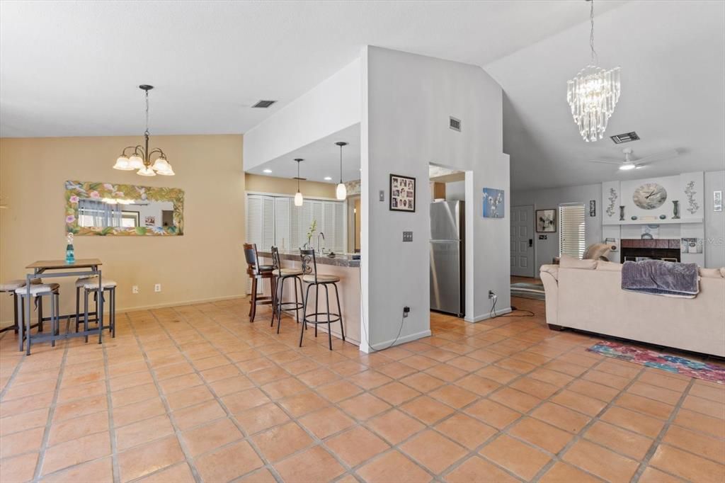 For Sale: $350,000 (3 beds, 2 baths, 1896 Square Feet)