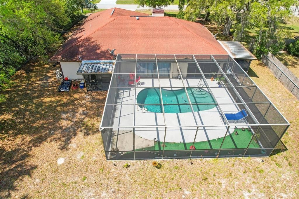 For Sale: $350,000 (3 beds, 2 baths, 1896 Square Feet)