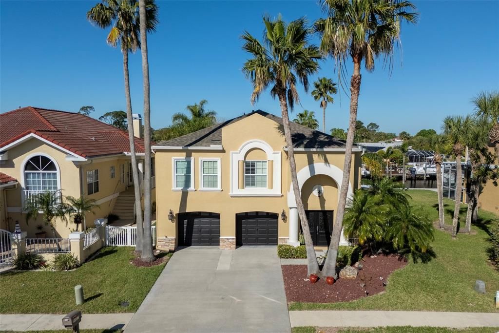 Недавно продано: $750,000 (3 спален, 2 ванн, 2440 Квадратных фут)