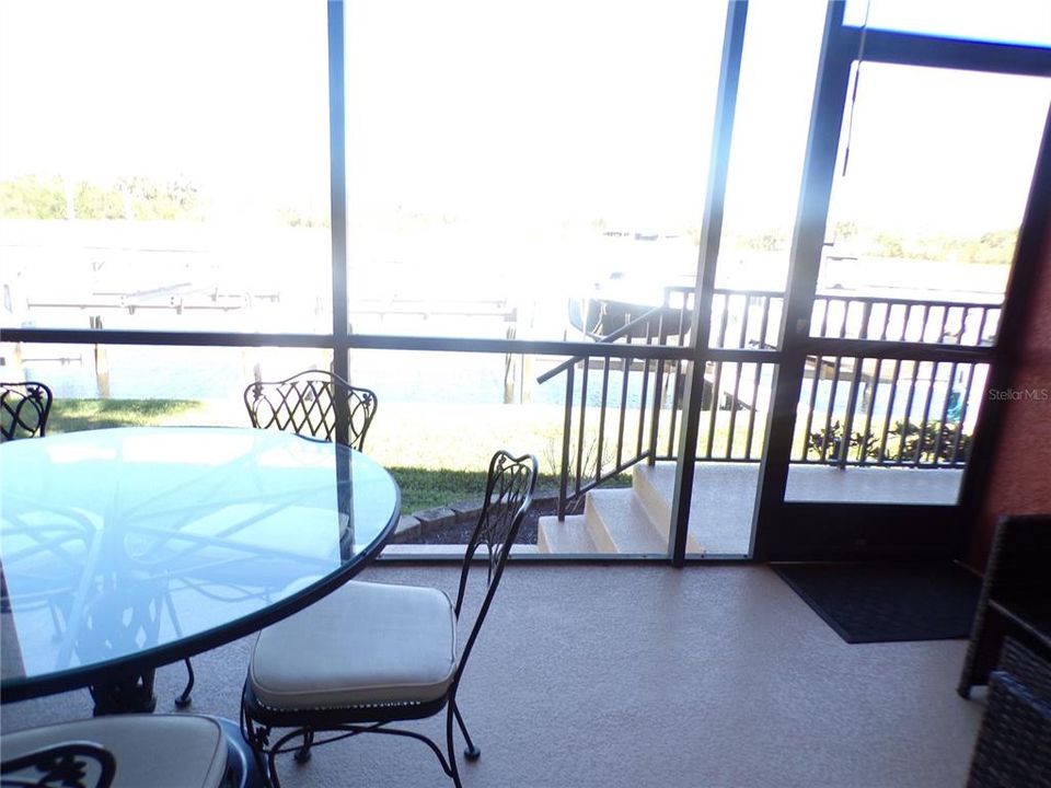 出租: $3,200 (3 贝兹, 2 浴室, 1596 平方英尺)