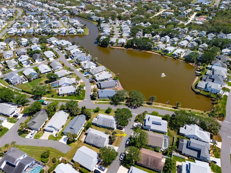 For Sale: $421,500 (2 beds, 2 baths, 1006 Square Feet)