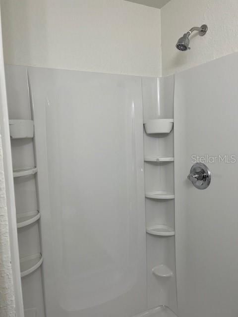 合同活跃: $216,900 (3 贝兹, 2 浴室, 1125 平方英尺)