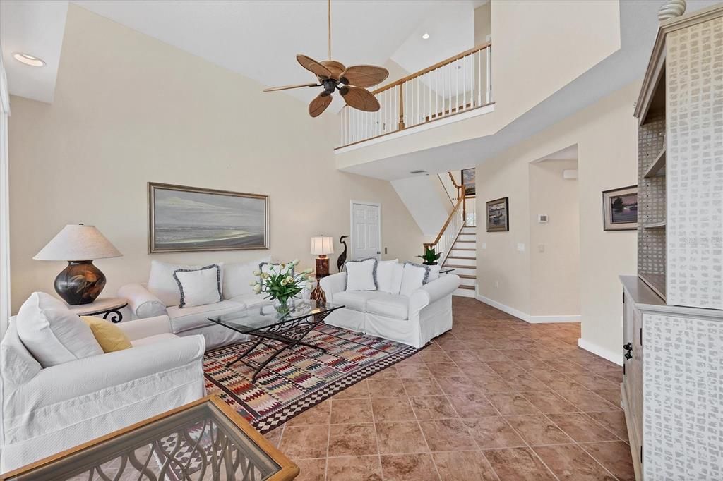 待售: $2,325,000 (3 贝兹, 3 浴室, 2034 平方英尺)