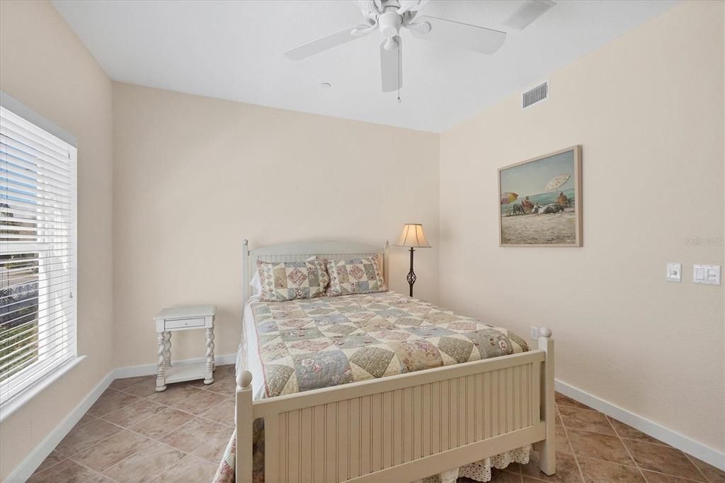 待售: $2,325,000 (3 贝兹, 3 浴室, 2034 平方英尺)