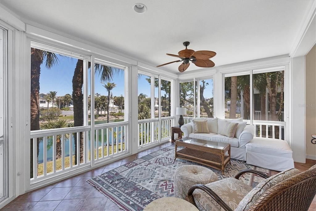 待售: $2,325,000 (3 贝兹, 3 浴室, 2034 平方英尺)