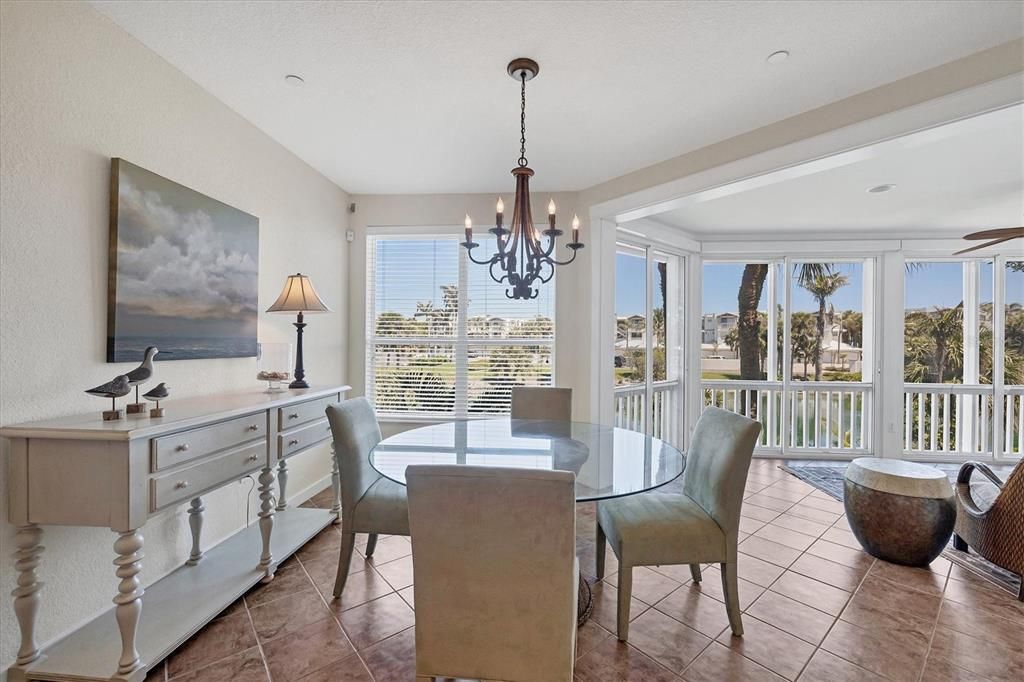 待售: $2,325,000 (3 贝兹, 3 浴室, 2034 平方英尺)