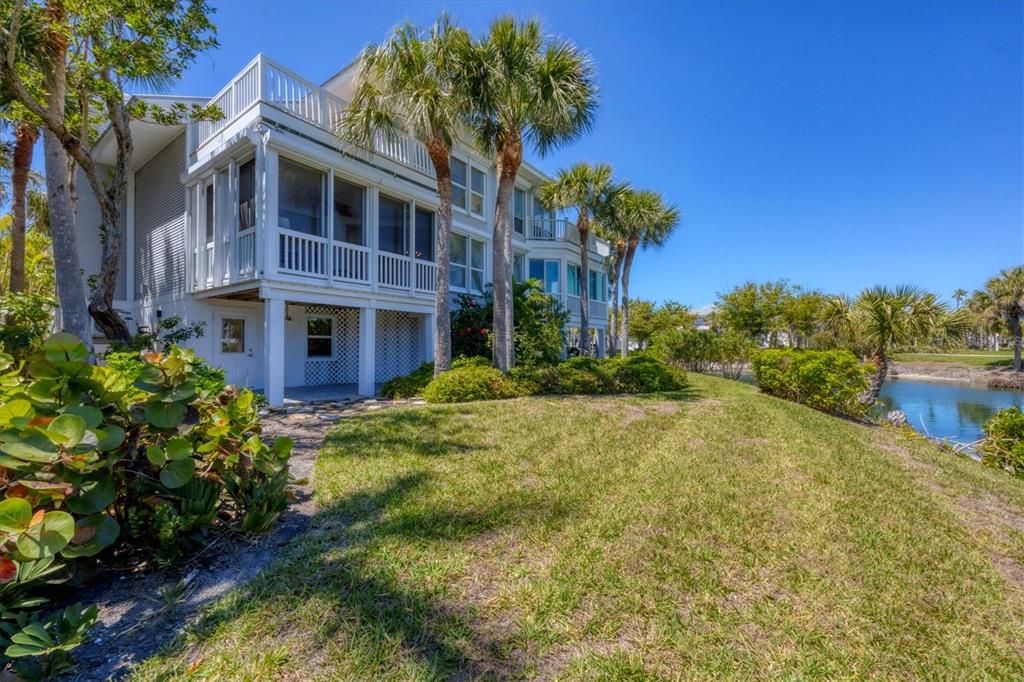 待售: $2,325,000 (3 贝兹, 3 浴室, 2034 平方英尺)