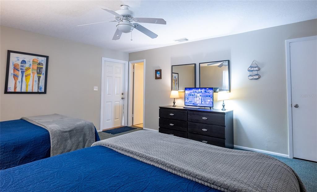 На продажу: $3,500,000 (8 спален, 0 ванн, 4898 Квадратных фут)