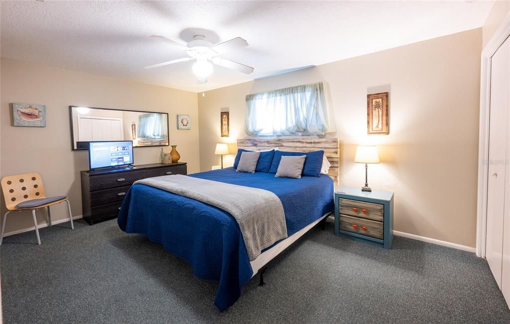 На продажу: $3,500,000 (8 спален, 0 ванн, 4898 Квадратных фут)