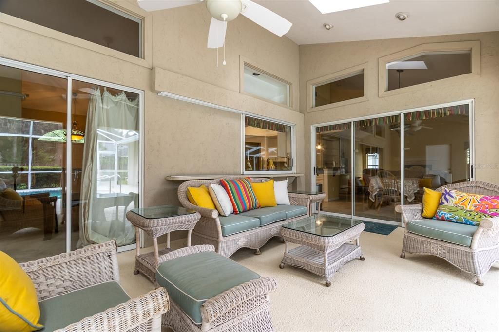 待售: $725,000 (4 贝兹, 3 浴室, 3832 平方英尺)