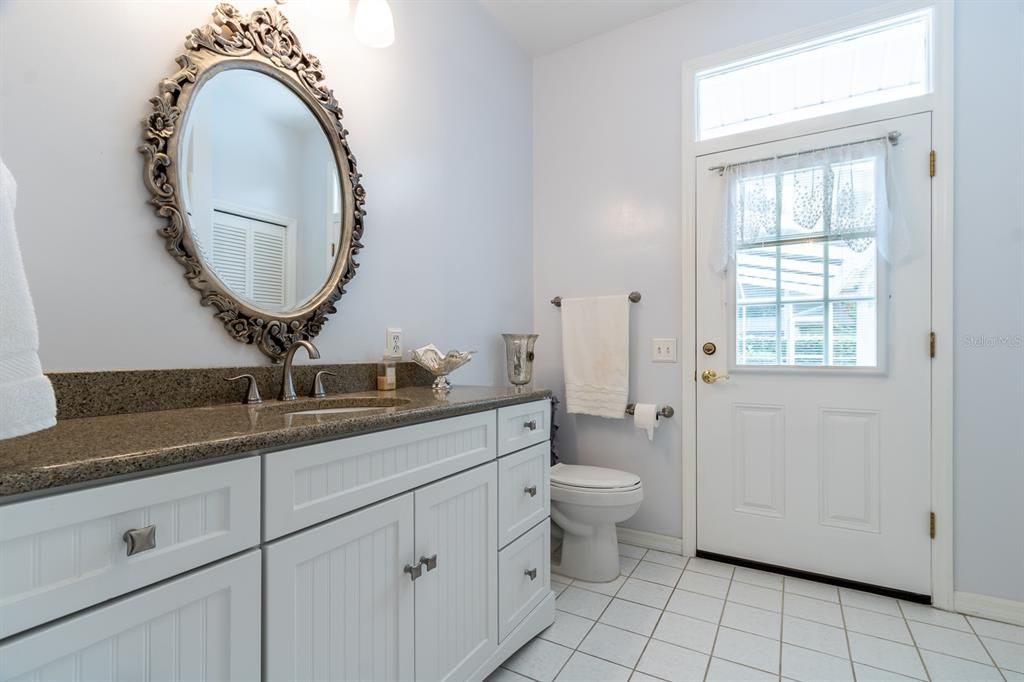 待售: $725,000 (4 贝兹, 3 浴室, 3832 平方英尺)