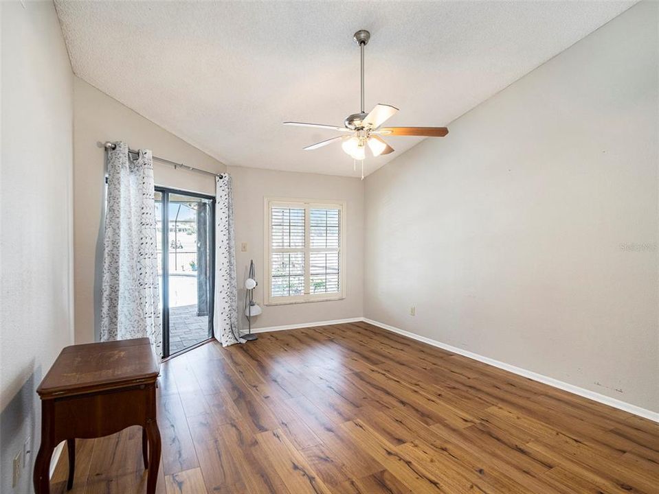 Active With Contract: $475,000 (3 beds, 2 baths, 2252 Square Feet)