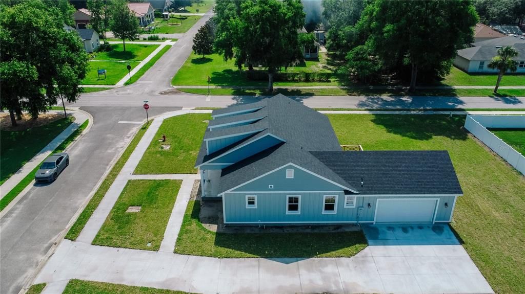 For Sale: $579,900 (3 beds, 2 baths, 2374 Square Feet)