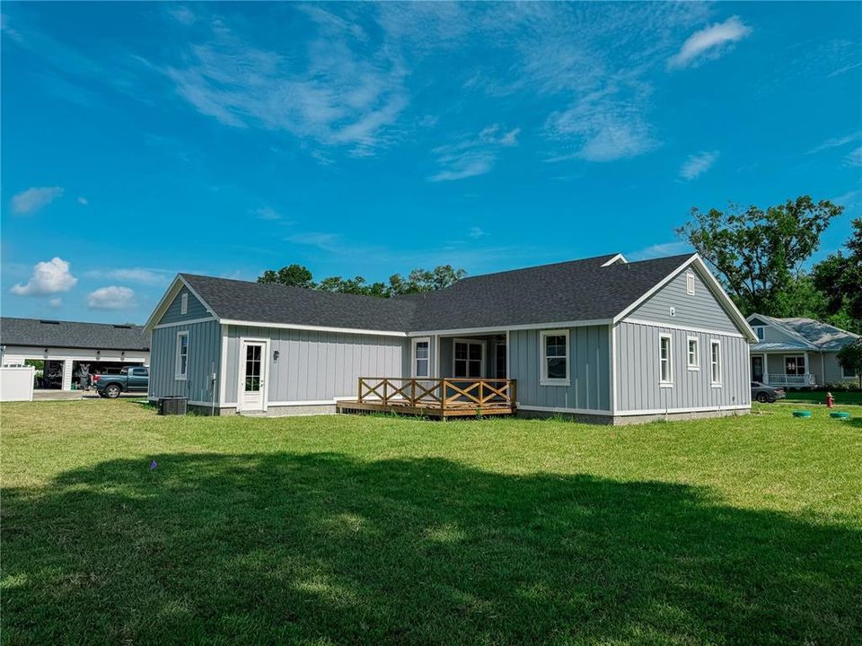 For Sale: $579,900 (3 beds, 2 baths, 2374 Square Feet)