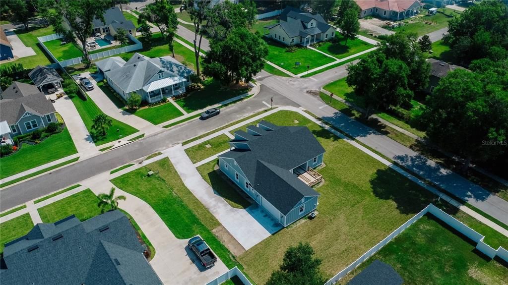 For Sale: $579,900 (3 beds, 2 baths, 2374 Square Feet)