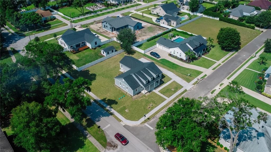 For Sale: $579,900 (3 beds, 2 baths, 2374 Square Feet)