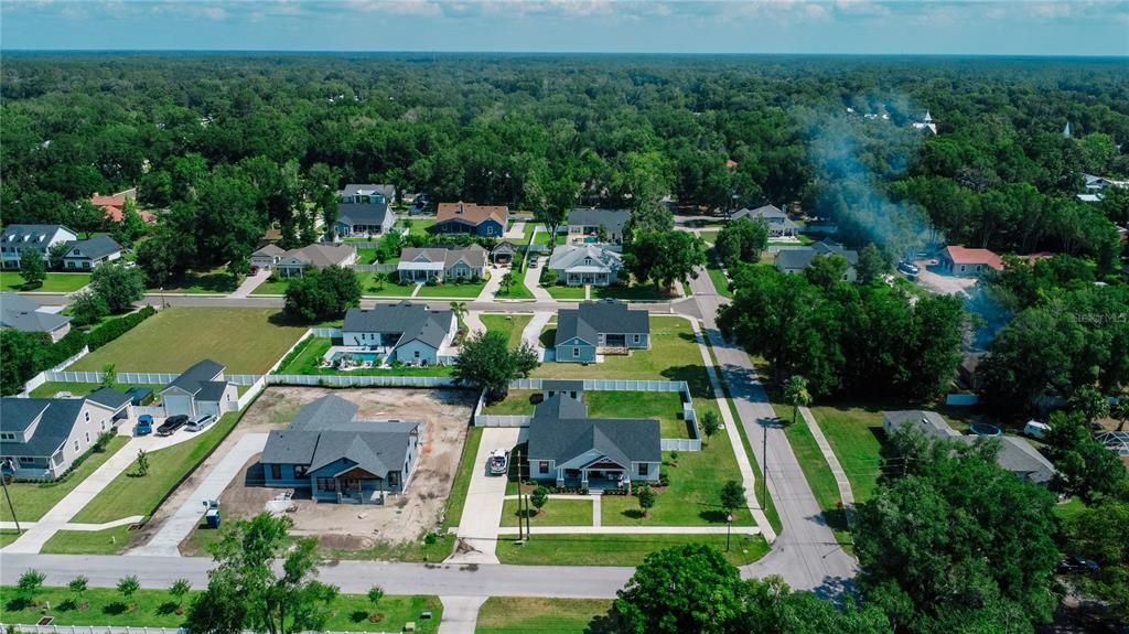 For Sale: $579,900 (3 beds, 2 baths, 2374 Square Feet)