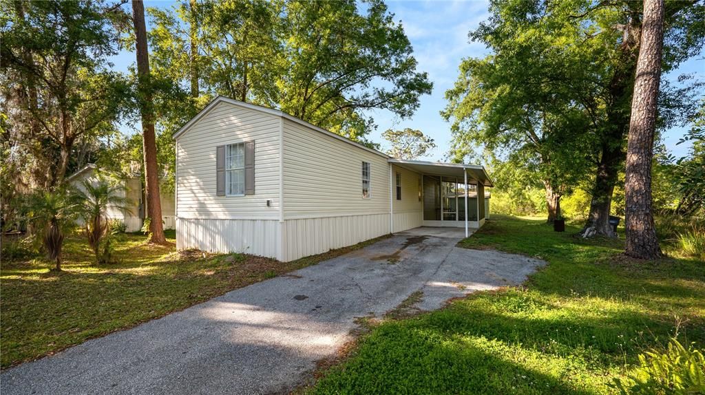 Recently Sold: $185,000 (4 beds, 2 baths, 1140 Square Feet)