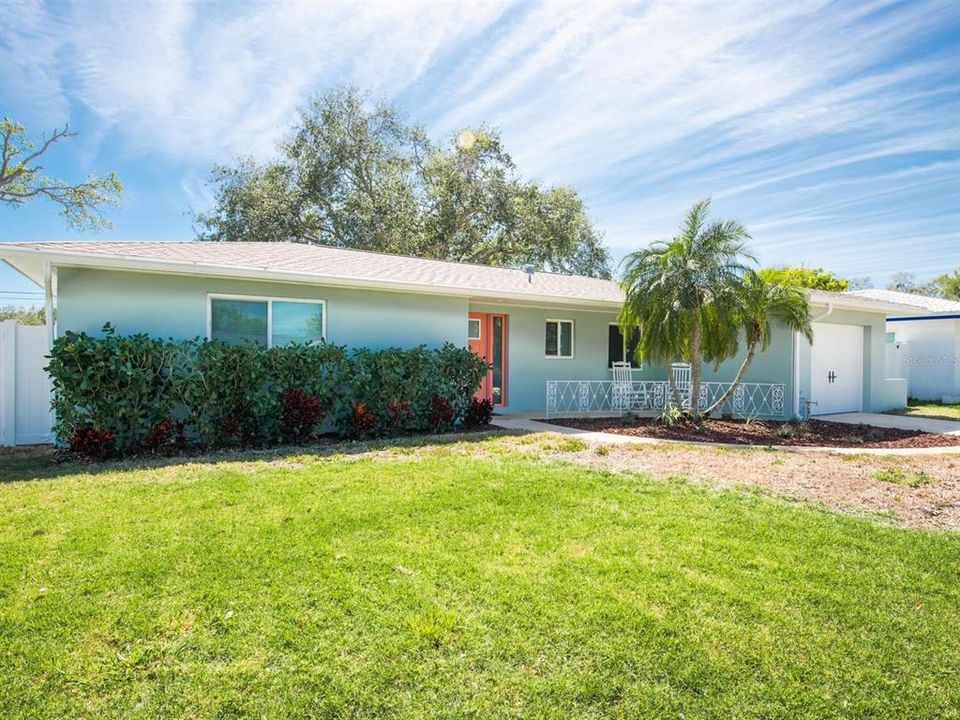 Recently Sold: $395,000 (3 beds, 2 baths, 1475 Square Feet)