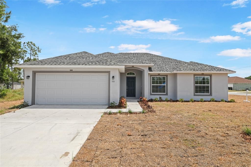 For Sale: $327,900 (4 beds, 2 baths, 1747 Square Feet)