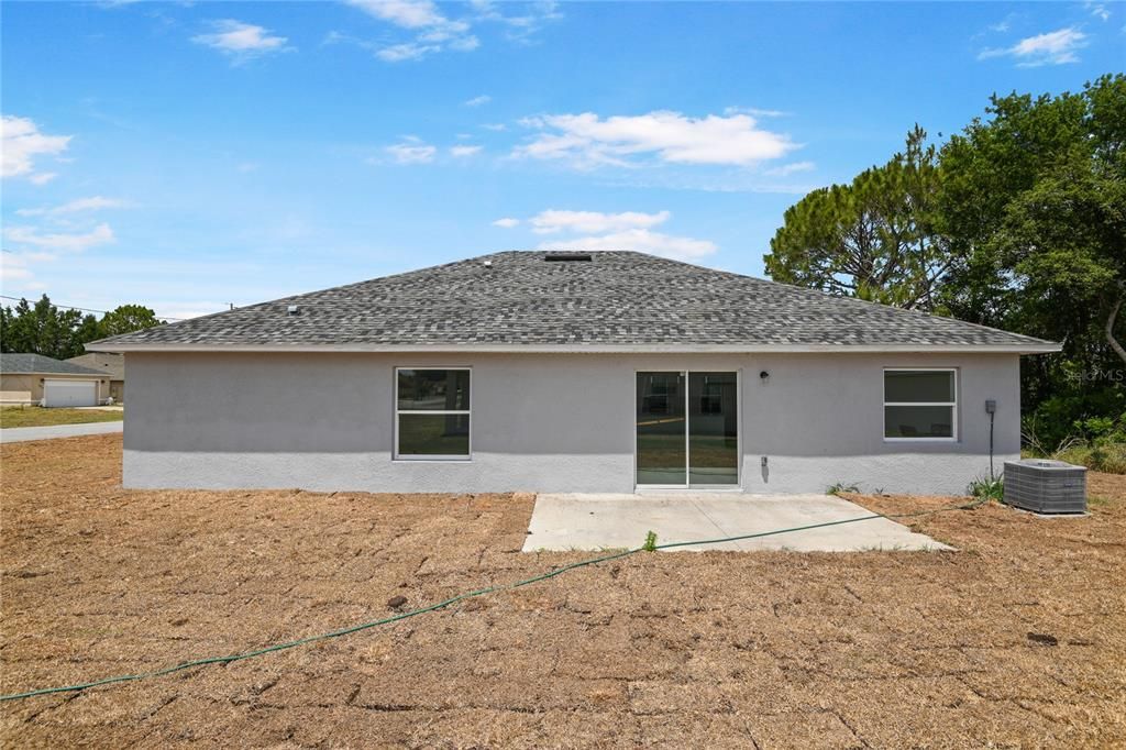 For Sale: $327,900 (4 beds, 2 baths, 1747 Square Feet)