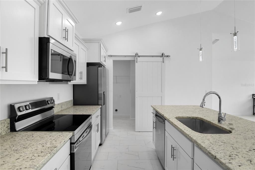 For Sale: $327,900 (4 beds, 2 baths, 1747 Square Feet)