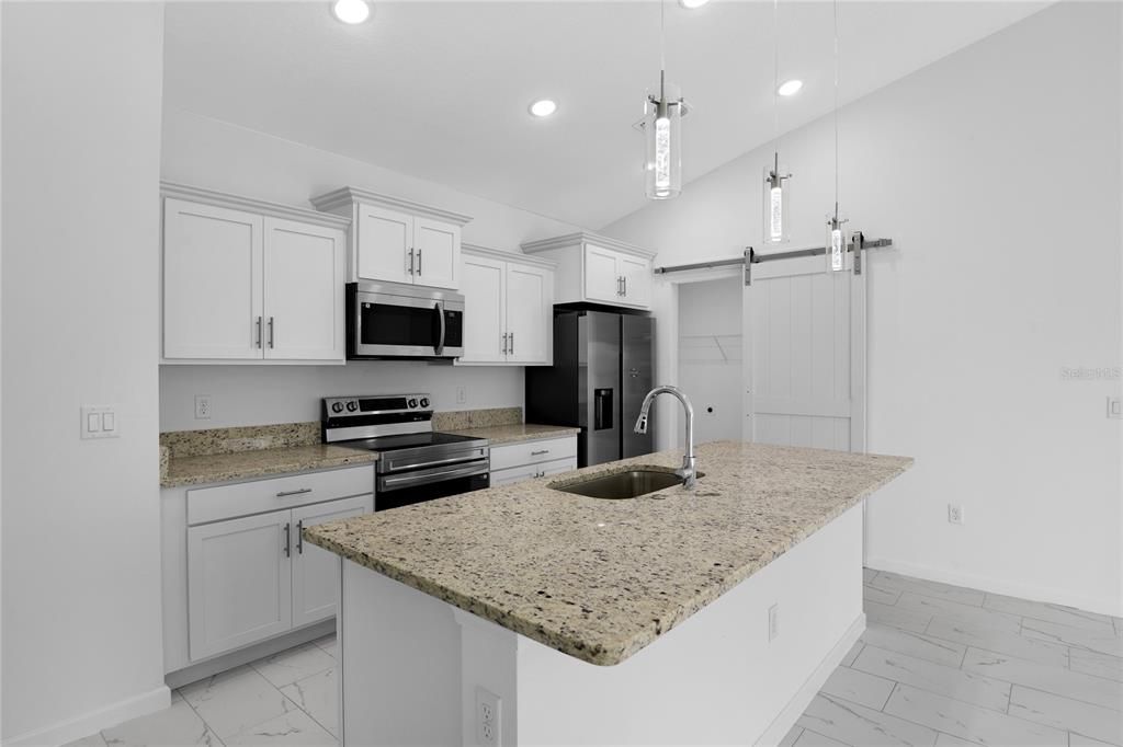 For Sale: $327,900 (4 beds, 2 baths, 1747 Square Feet)