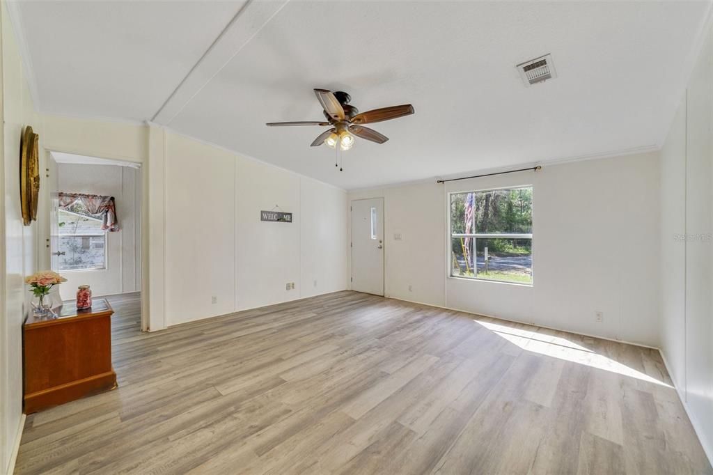 Activo con contrato: $110,000 (2 camas, 2 baños, 864 Pies cuadrados)