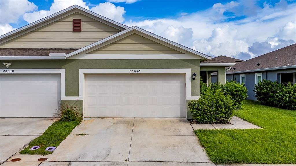 Recently Rented: $1,800 (2 beds, 2 baths, 1603 Square Feet)