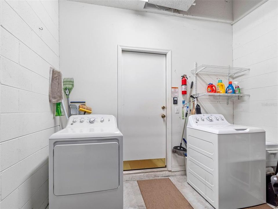 En Venta: $160,000 (2 camas, 1 baños, 963 Pies cuadrados)