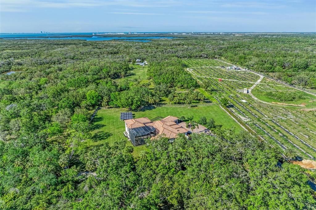 For Sale: $2,695,000 (4 beds, 4 baths, 5726 Square Feet)