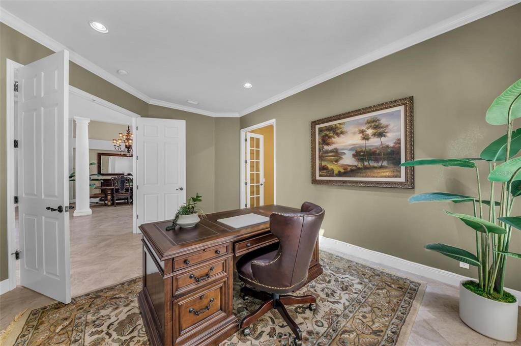 For Sale: $2,695,000 (4 beds, 4 baths, 5726 Square Feet)