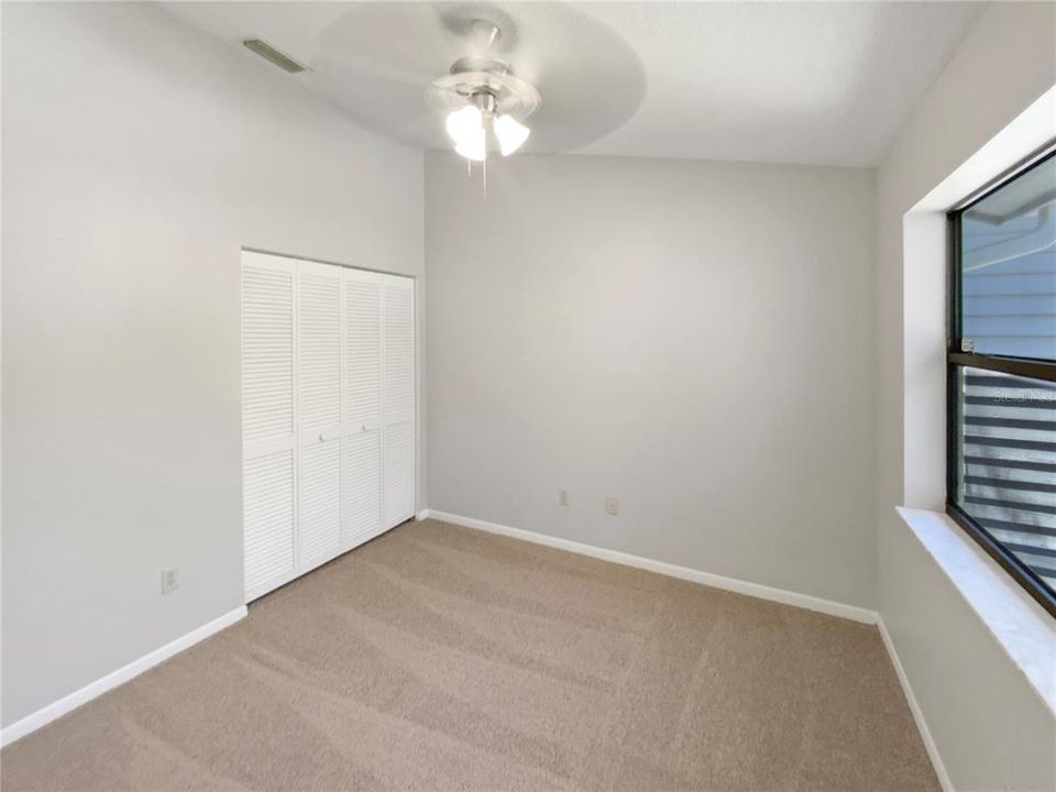 For Sale: $285,000 (3 beds, 2 baths, 1593 Square Feet)