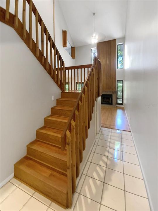 For Sale: $285,000 (3 beds, 2 baths, 1593 Square Feet)