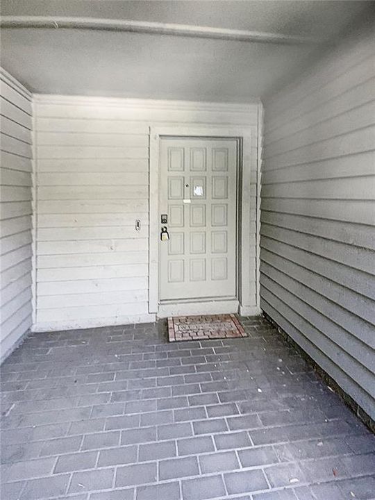 For Sale: $285,000 (3 beds, 2 baths, 1593 Square Feet)